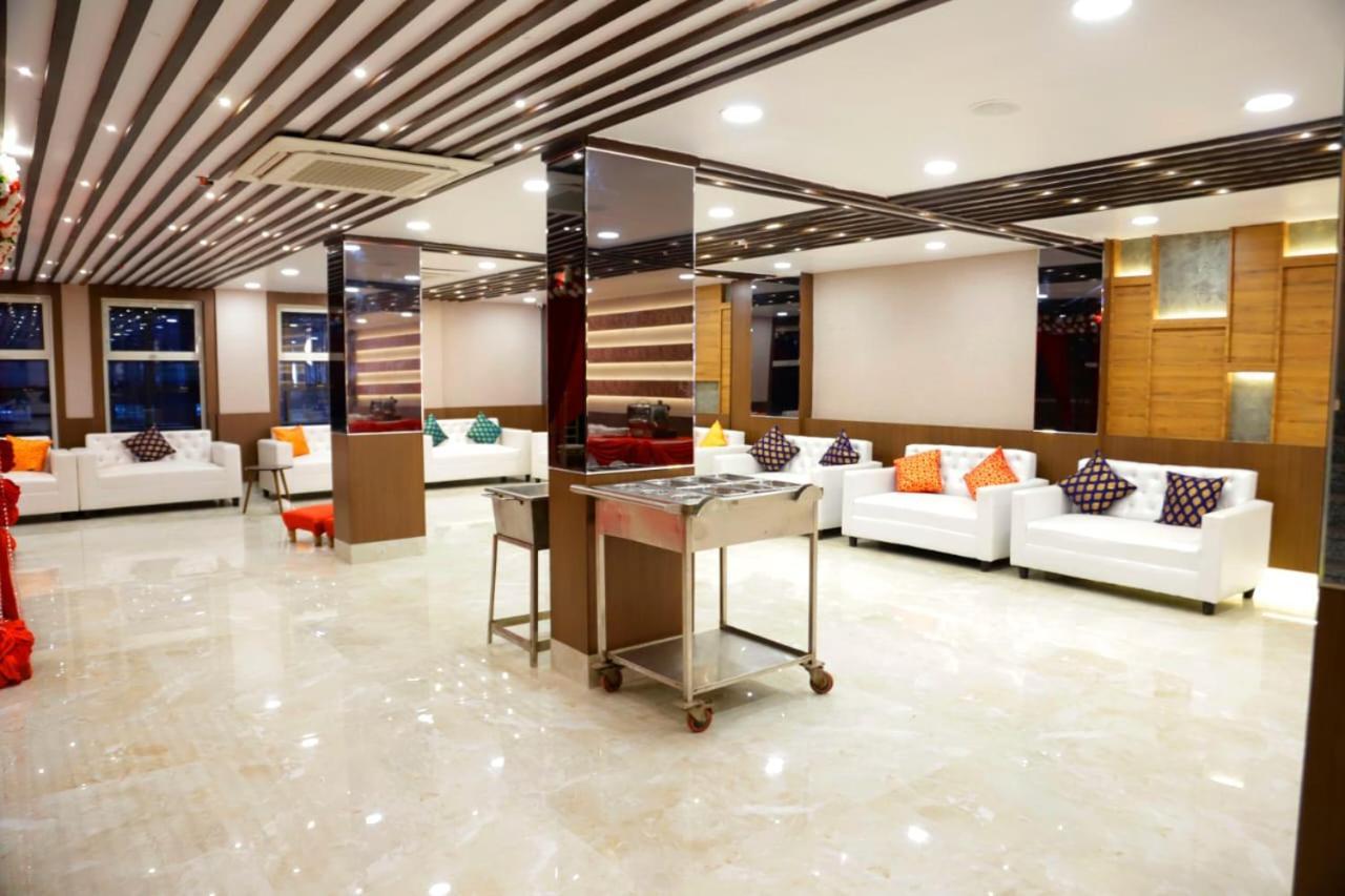 The Panash - Hotel & Banquet Kalküta Dış mekan fotoğraf